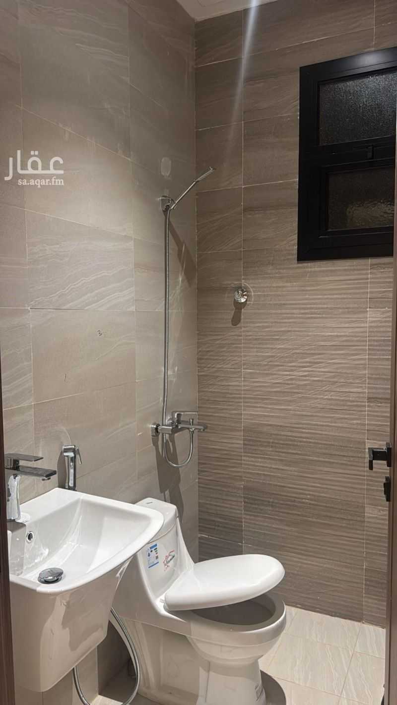 24 bedroom building in Al Malaz, Riyadh 9
