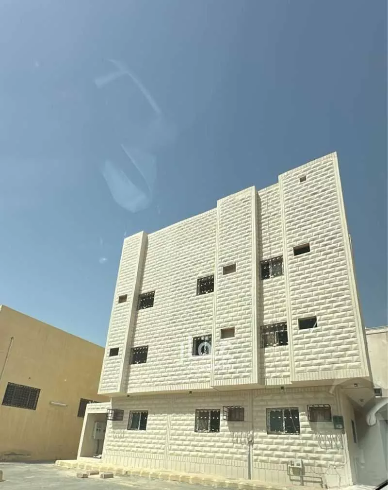 444 sqm building in Al Aziziyah 5