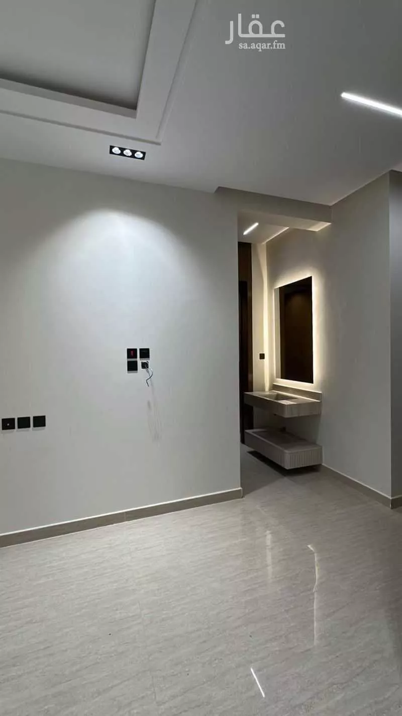 عمارة 840 م² في طويق 12