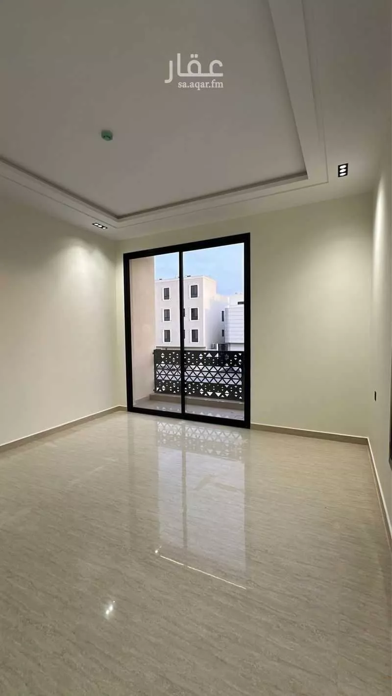 عمارة 840 م² في طويق 15