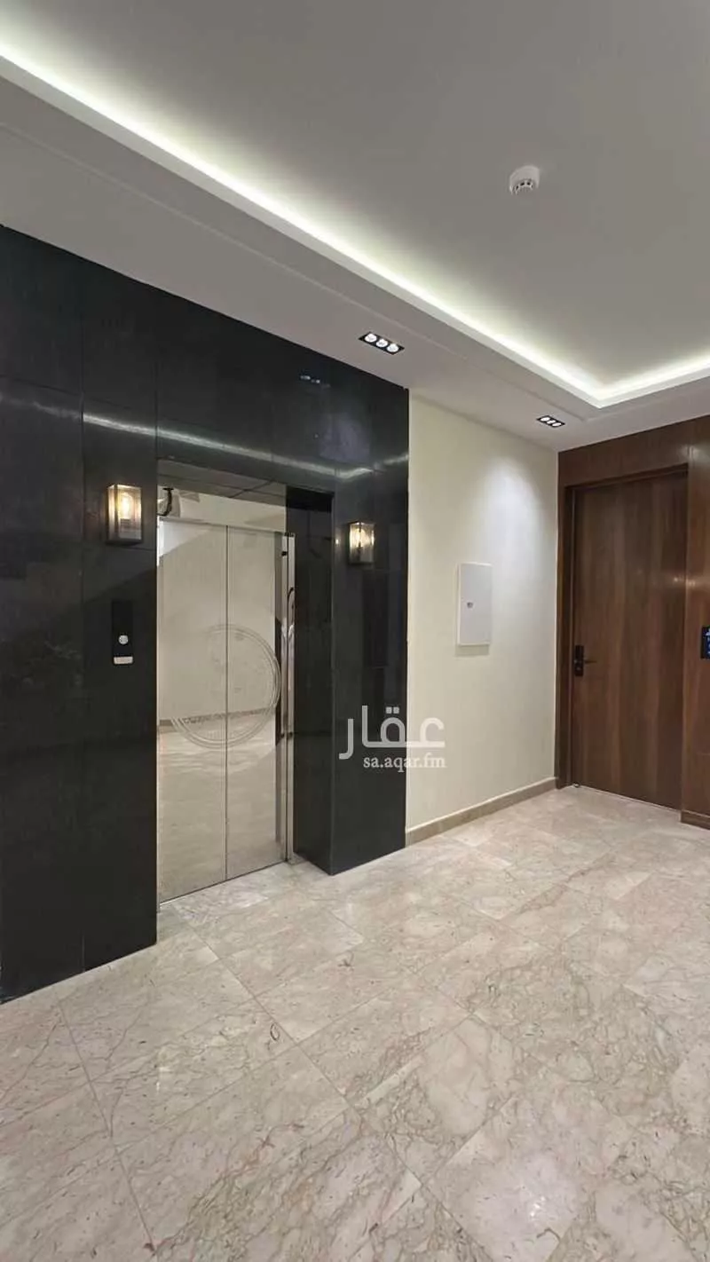 عمارة 840 م² في طويق 8