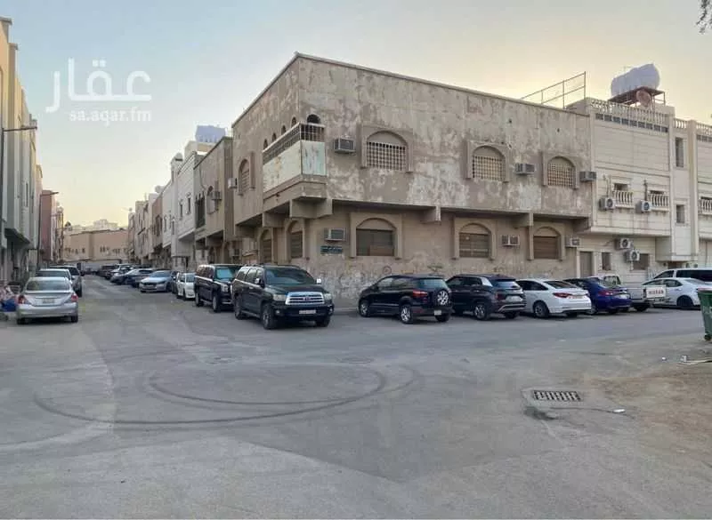 298 sqm building in Umm Al Hamam Al Sharqi 8