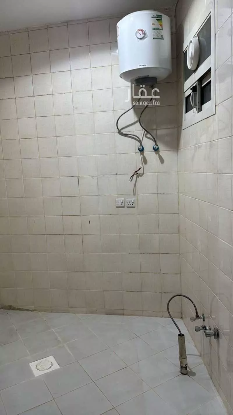 عمارة 116 م² في الصالحية 6