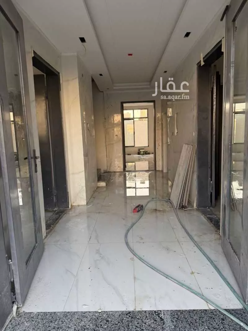 عمارة 1500 م² في الزهرة 4