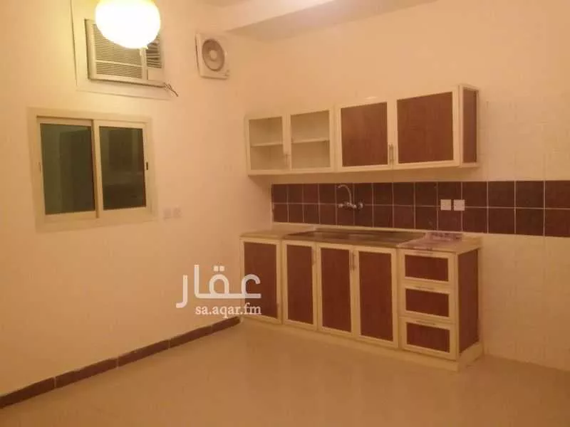 عمارة 396 م² في ام سليم 8