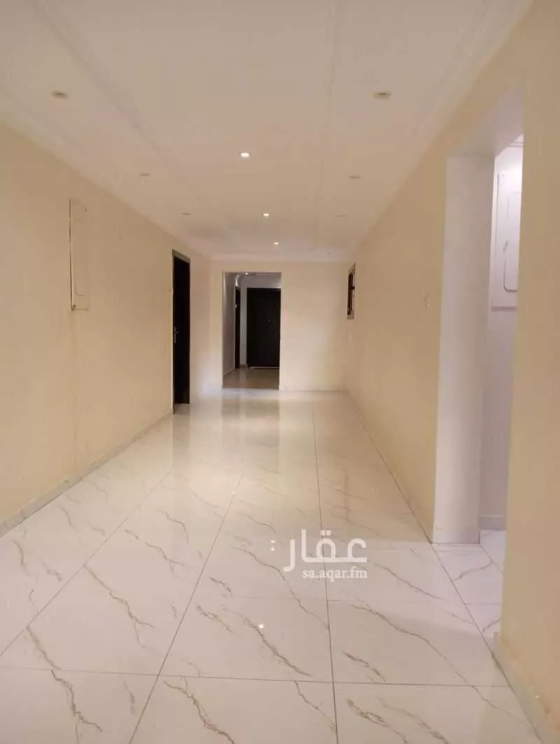 825 sqm building in Al Hamra 8