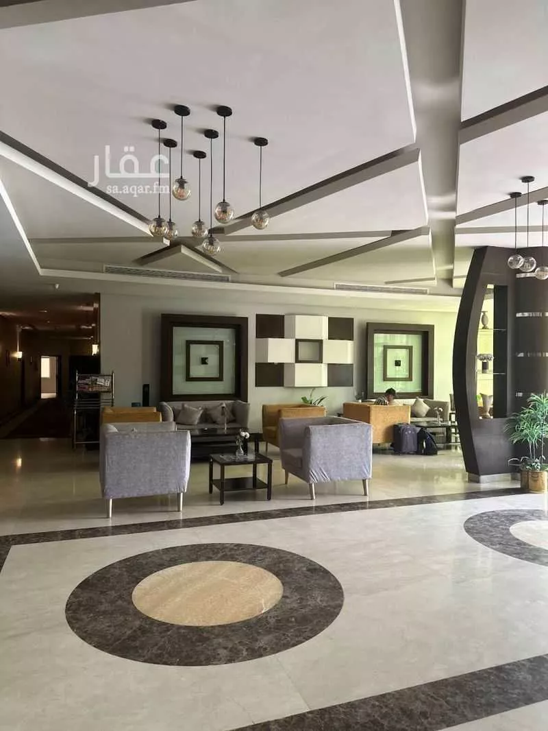 عمارة 1500 م² في الشهداء 2