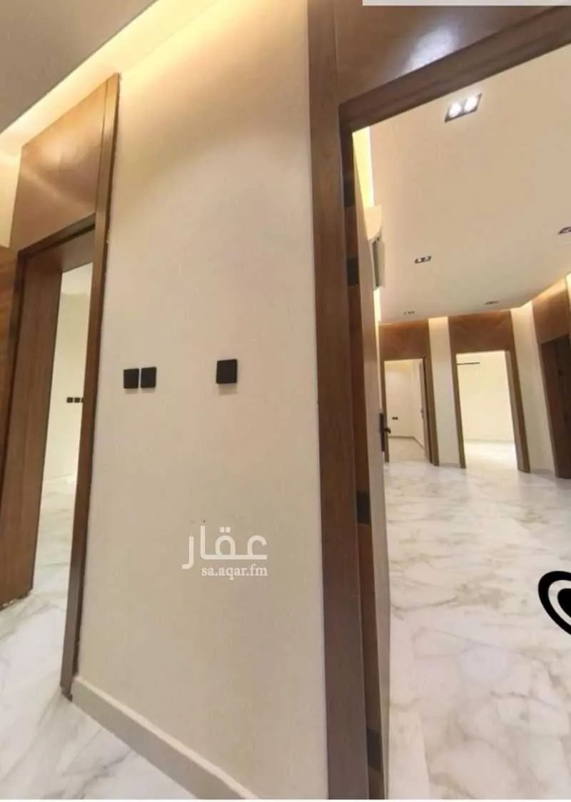 عمارة 497 م² في الضباط 6