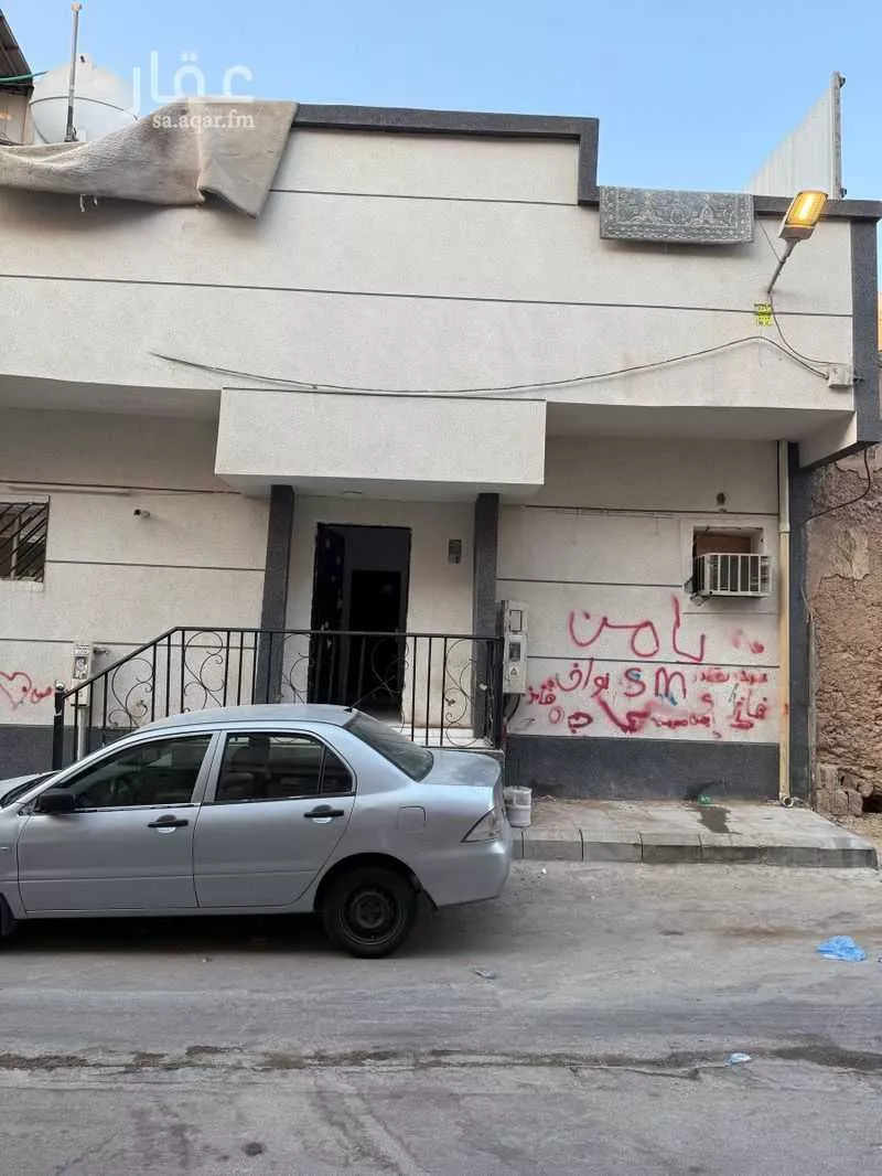 عمارة 114 م² في منفوحة الجديدة 2