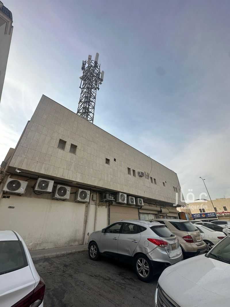 30 bedroom building in Al Rawabi, Riyadh 12
