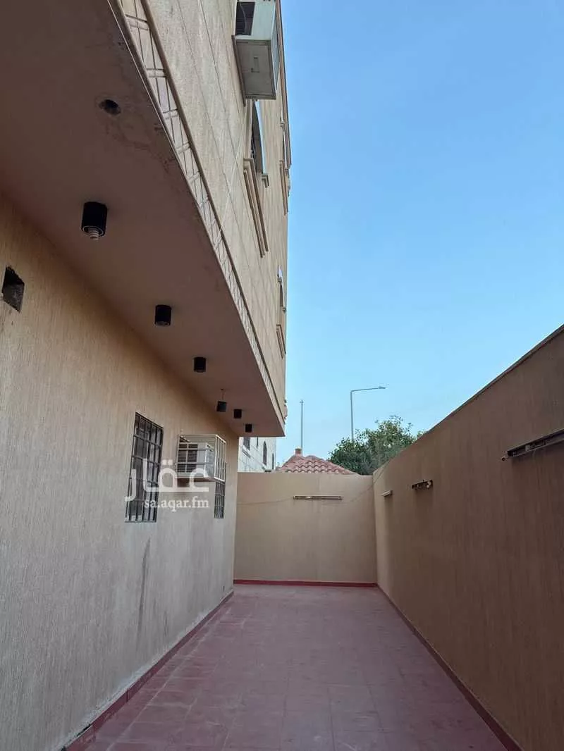 750 sqm building in Al Hazm 6
