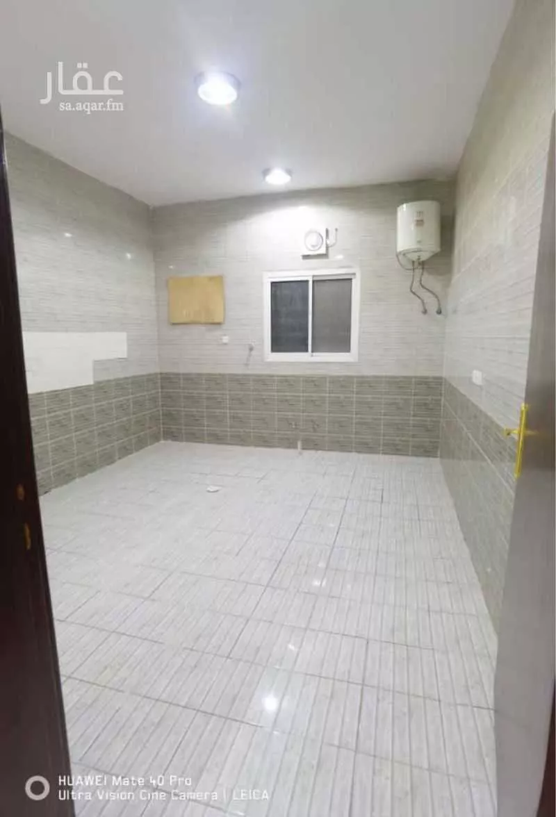 420 sqm building in Al Rimal 8