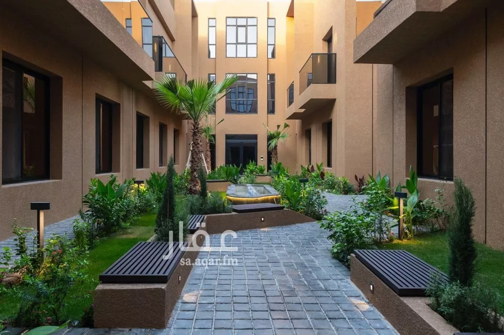 181 sqm building in Al Rimal 2