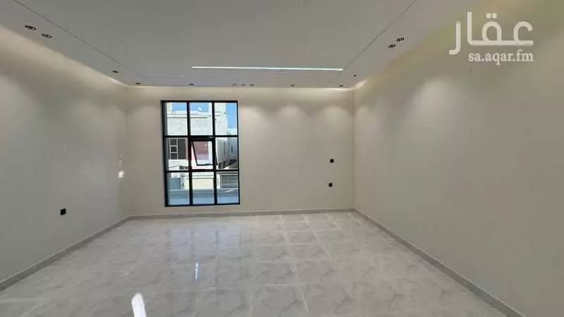 عمارة 600 م² في طويق 15