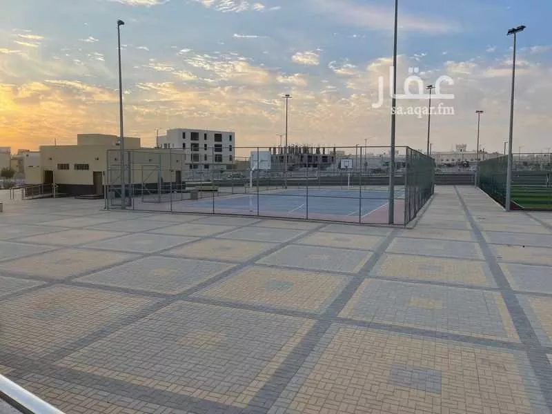 عمارة 675 م² في الحزم 4