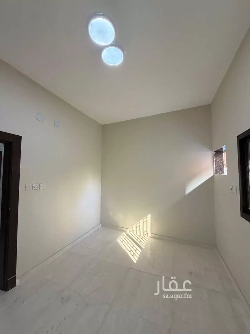 عمارة 234 م² في ام الحمام الشرقي 7
