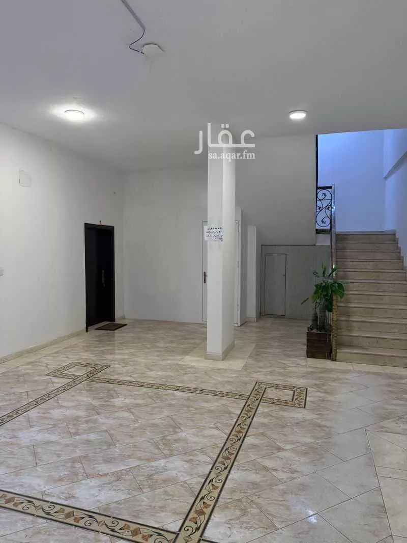 عمارة 625 م² في الملز 6