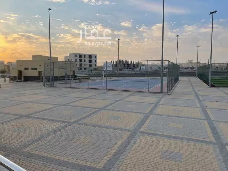 675 sqm building in Al Hazm 9