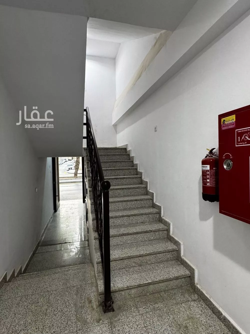 عمارة 483 م² في الملز 11