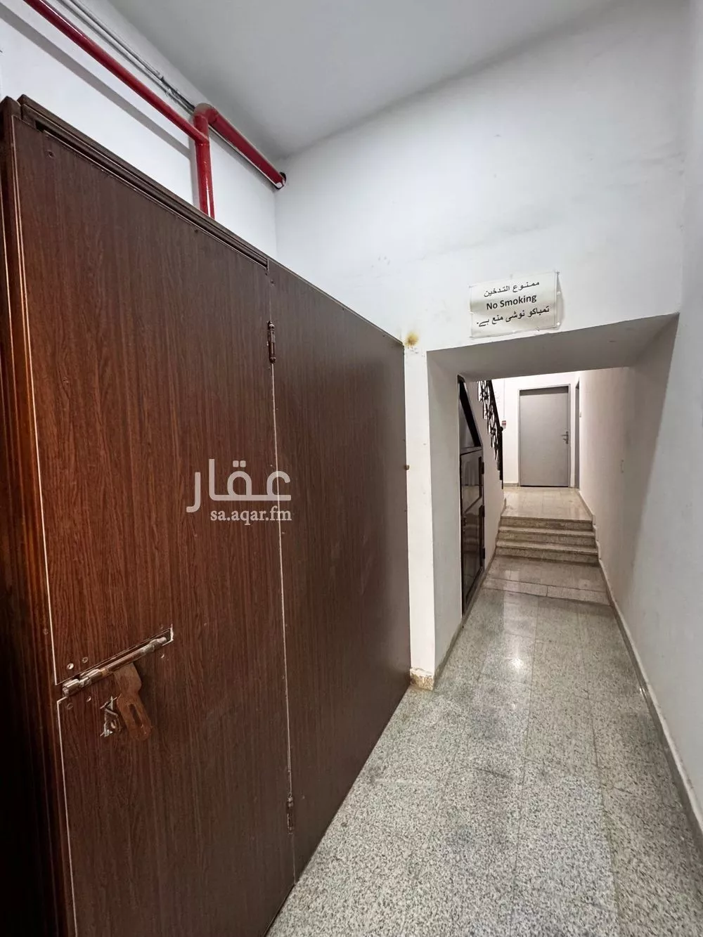 عمارة 483 م² في الملز 8