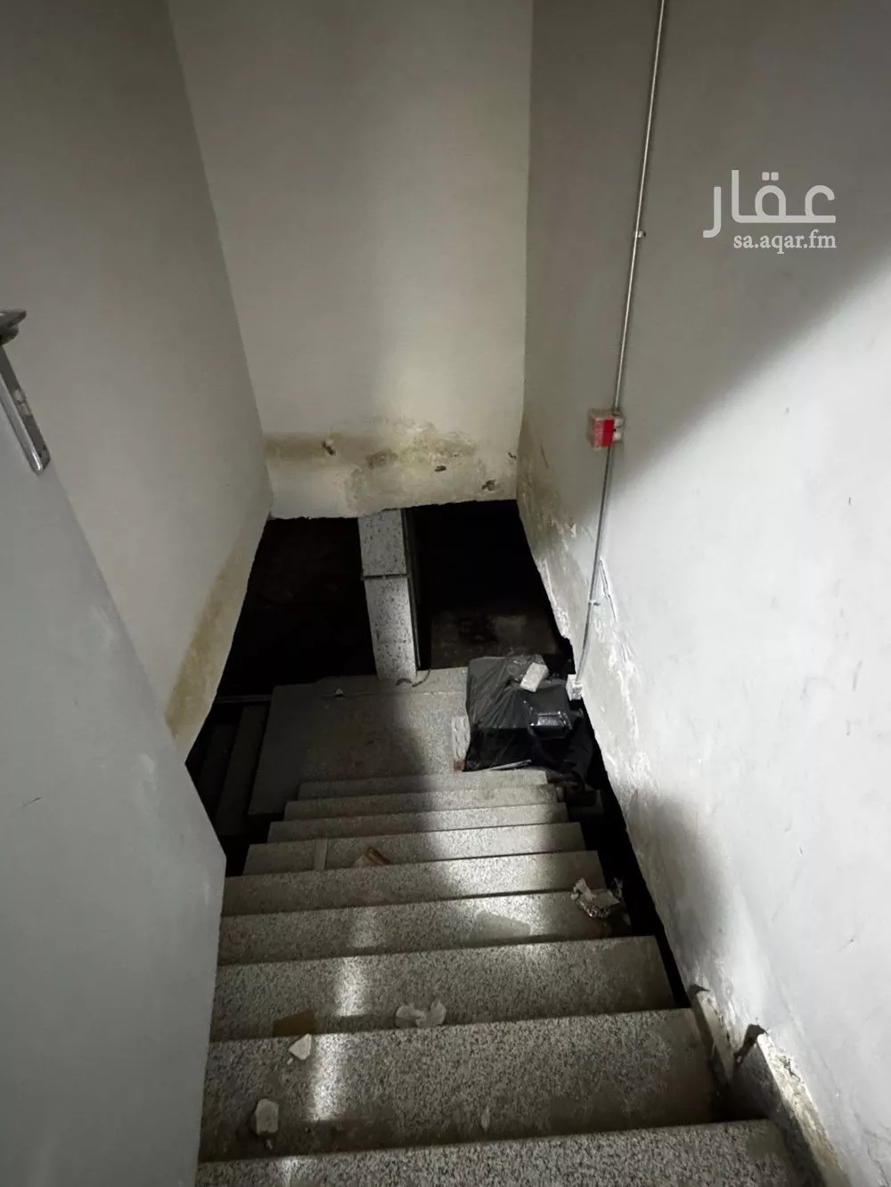 عمارة 483 م² في الملز 10