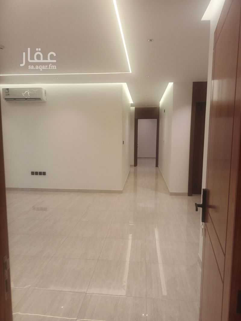 3 bedroom building in Al Yarmouk, Riyadh 9