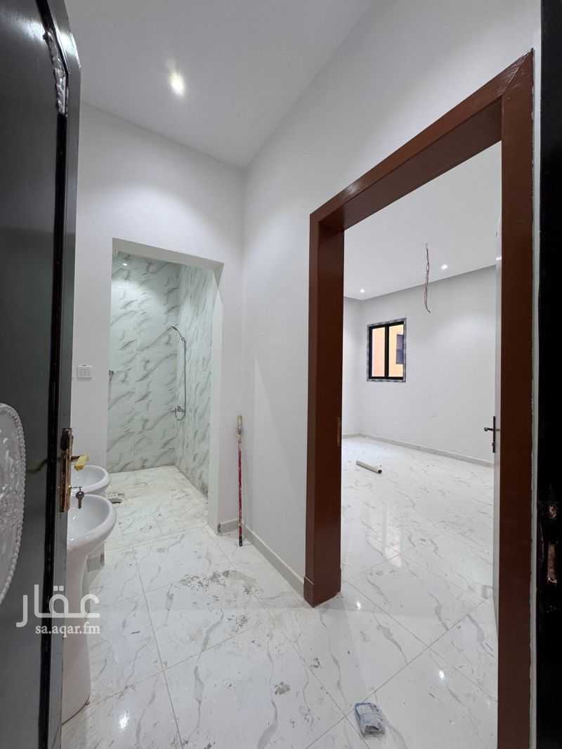 7 bedroom building in An Nadhim, Riyadh 3