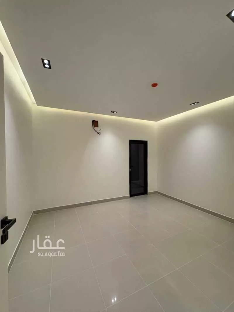 630 sqm building in Ad Dar Al Baida 4