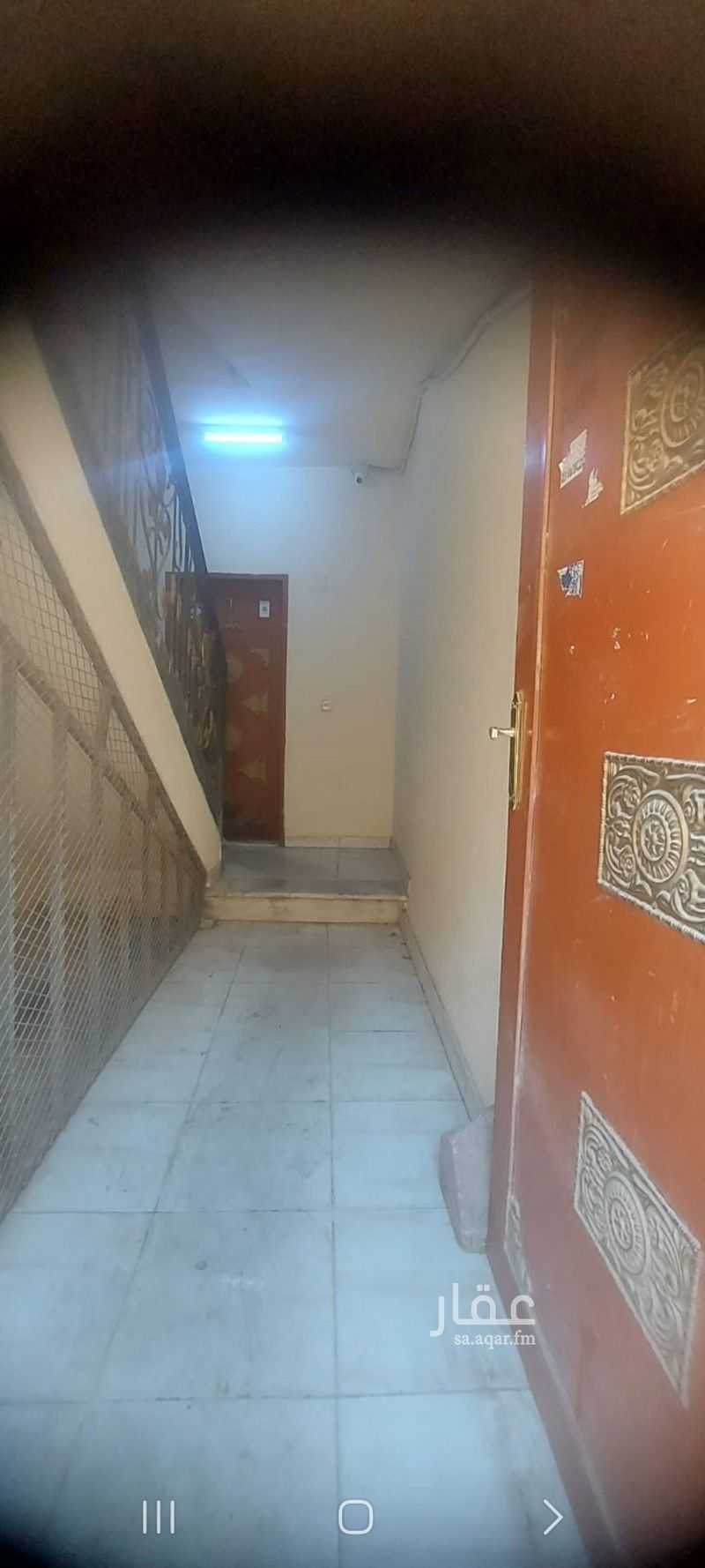 عمارة 100 م² في القري 10