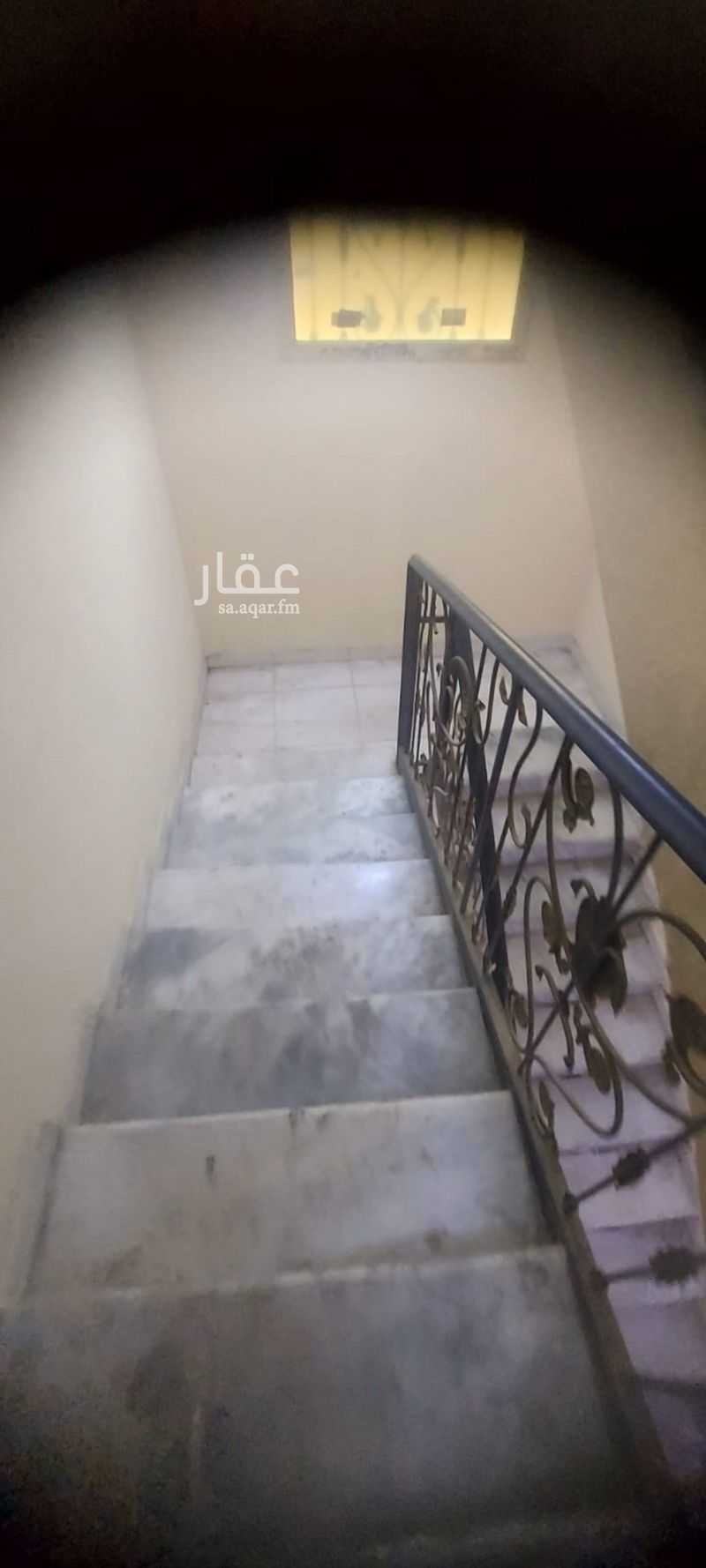 عمارة 100 م² في القري 6