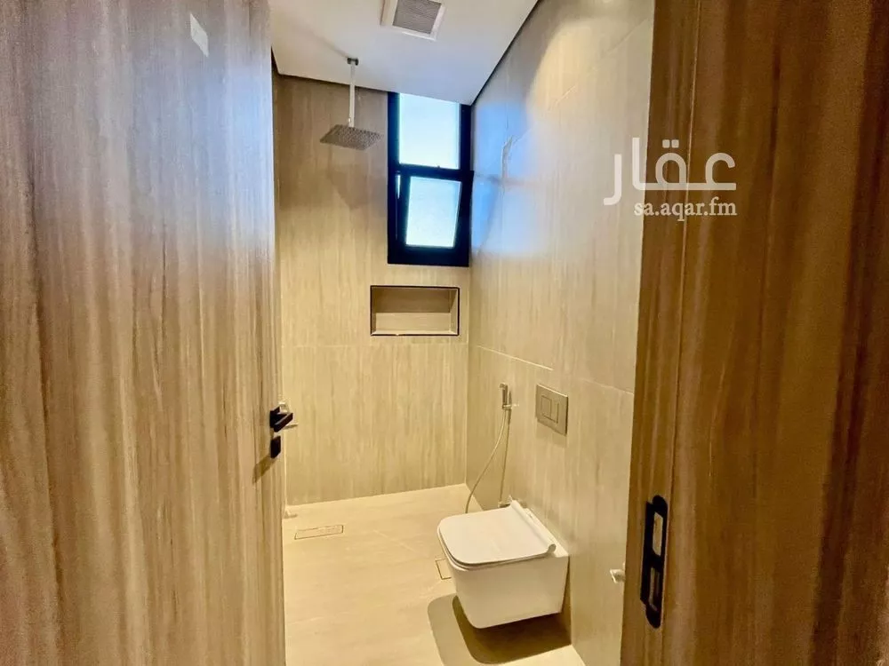 عمارة 899 م² في المهدية 17