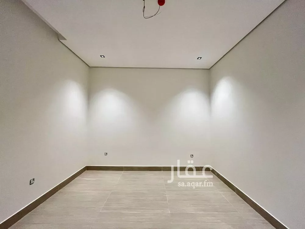 عمارة 899 م² في المهدية 23
