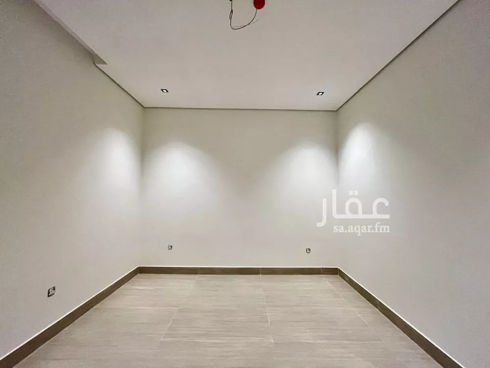 عمارة 899 م² في المهدية 30