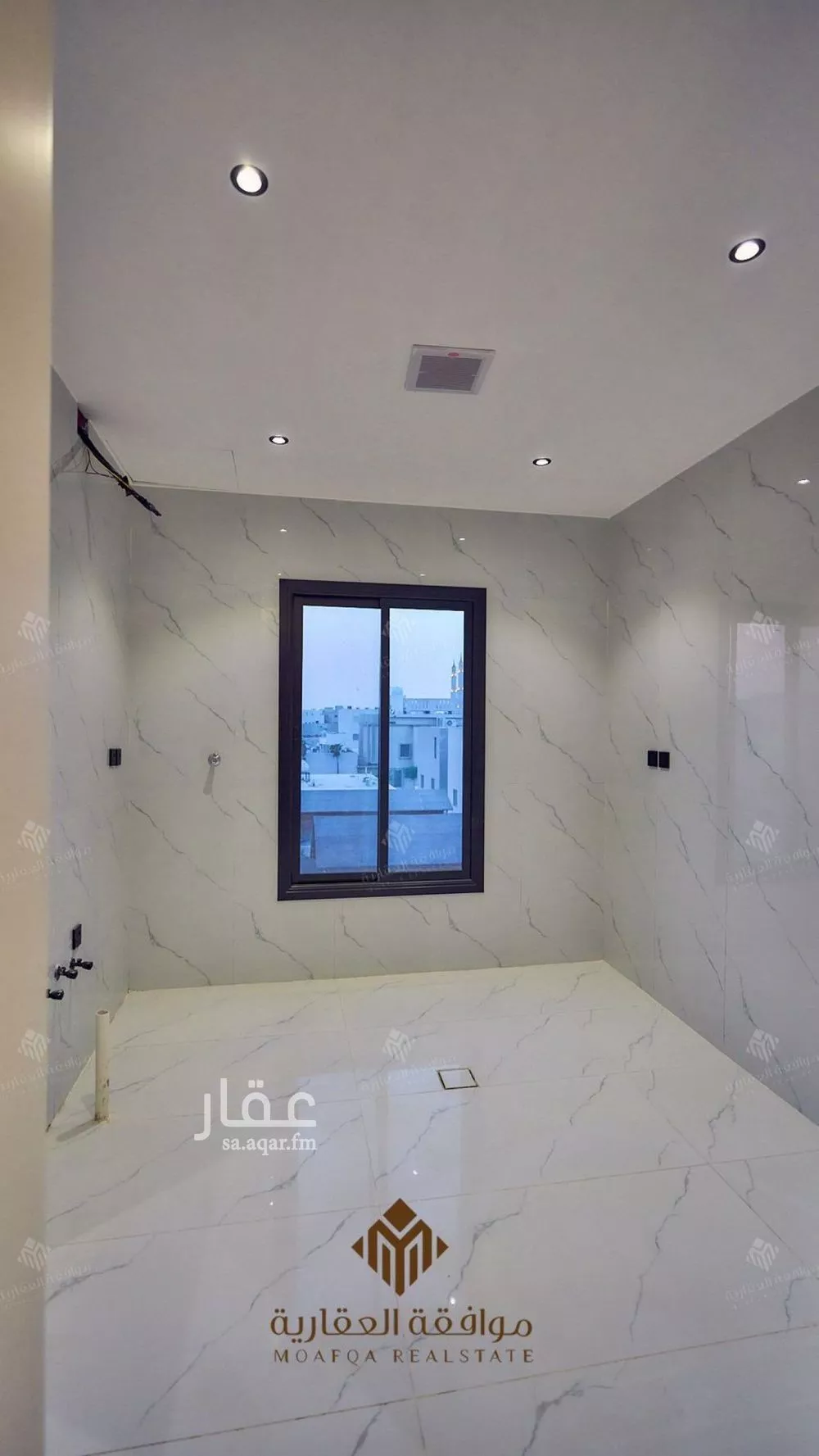 عمارة 450 م² في المهدية 13