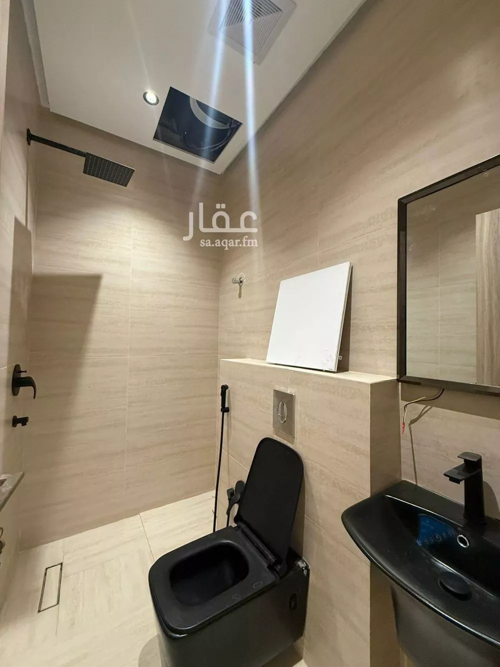 عمارة 117 م² في المهدية 13