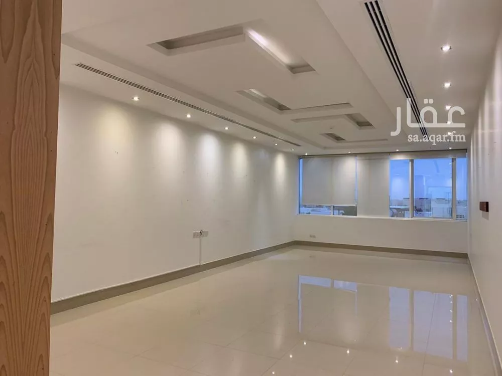 875 sqm office in Al Wahah 5