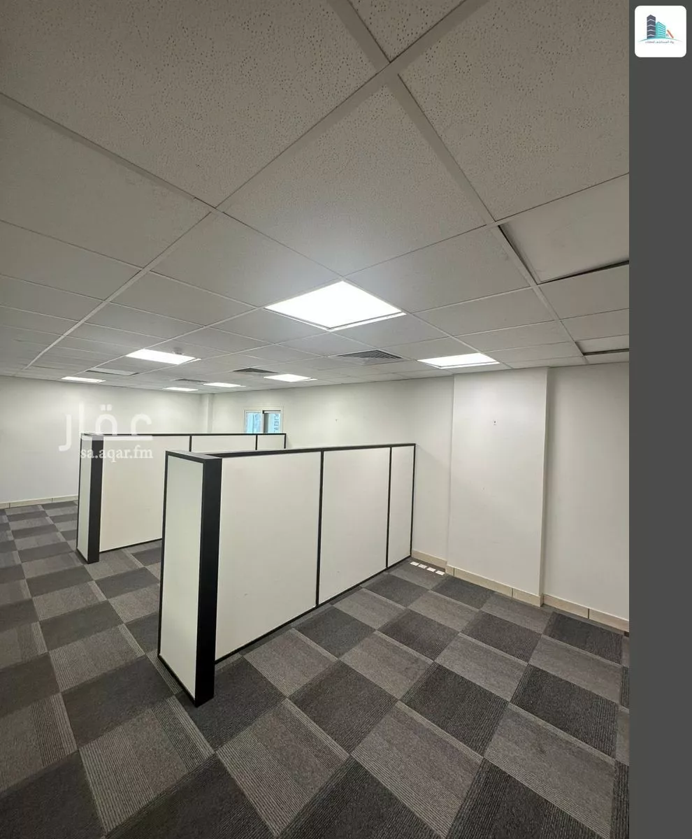 18 bedroom office in Al Olaya, Riyadh 4