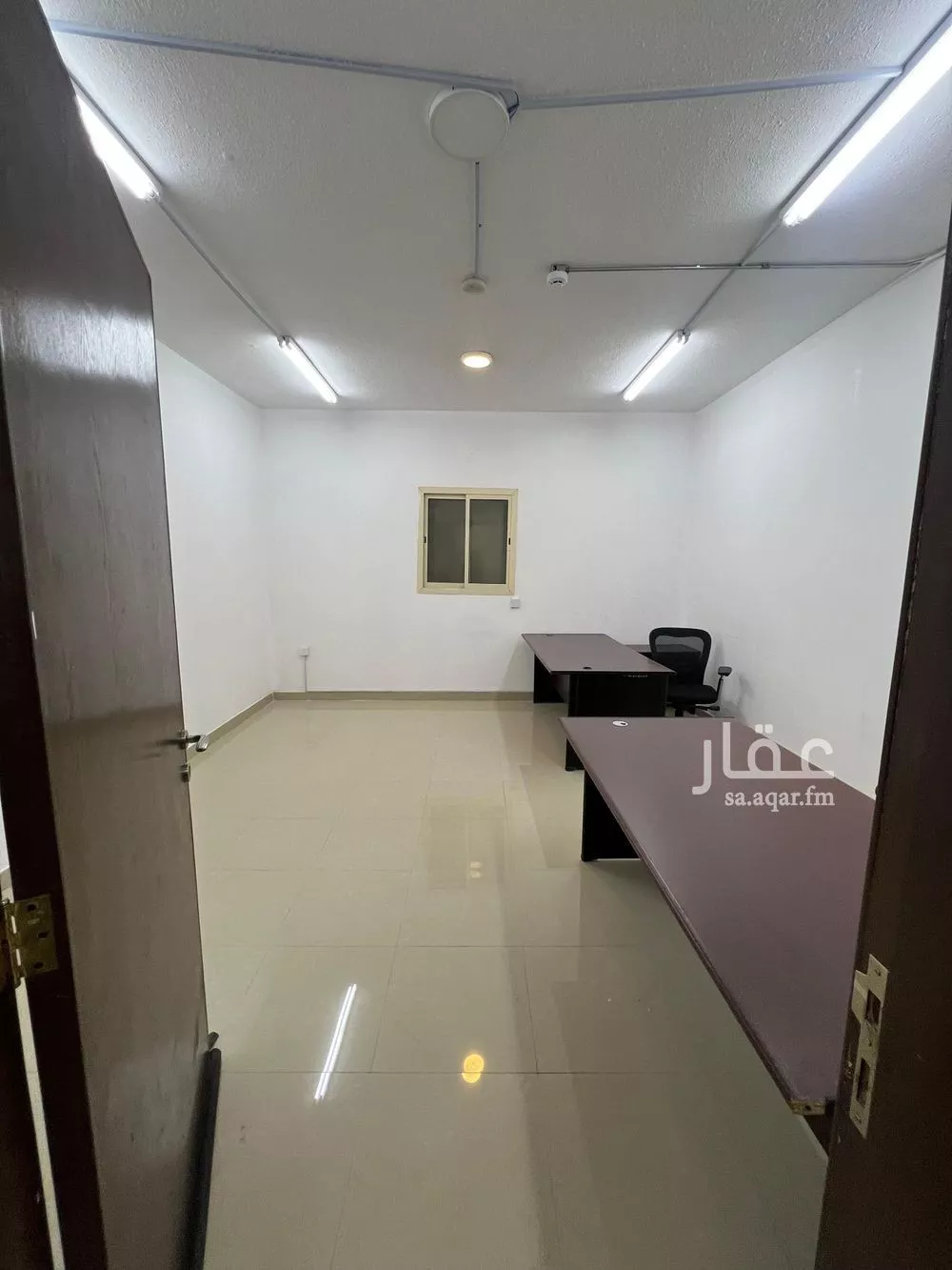 900 sqm office in Dhahrat Laban 3