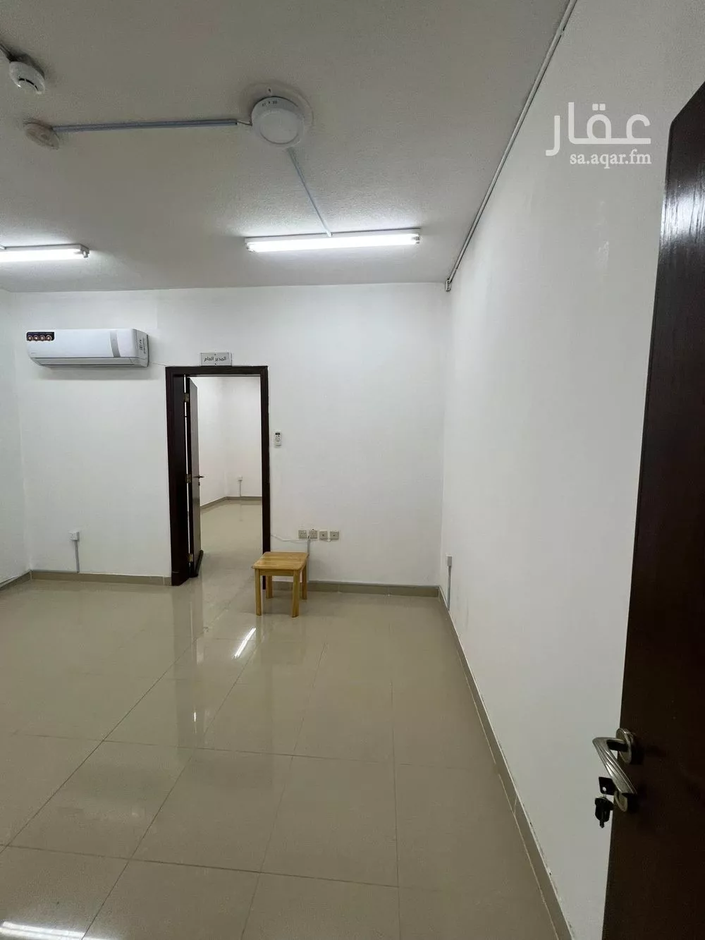 900 sqm office in Dhahrat Laban 5