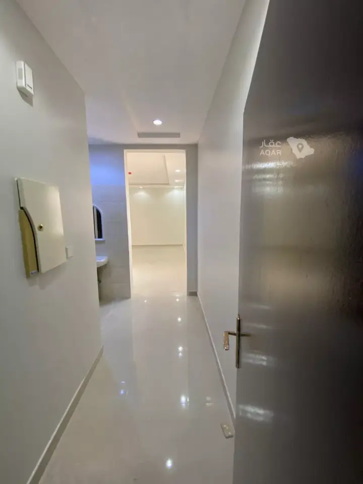 1 bedroom office in Tuwaiq, Riyadh 4