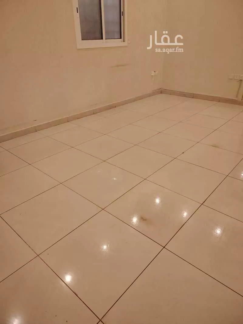 60 sqm office in Al Aqiq 4