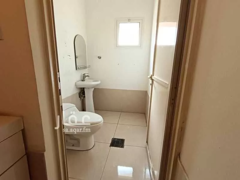 60 sqm office in Al Aqiq 10