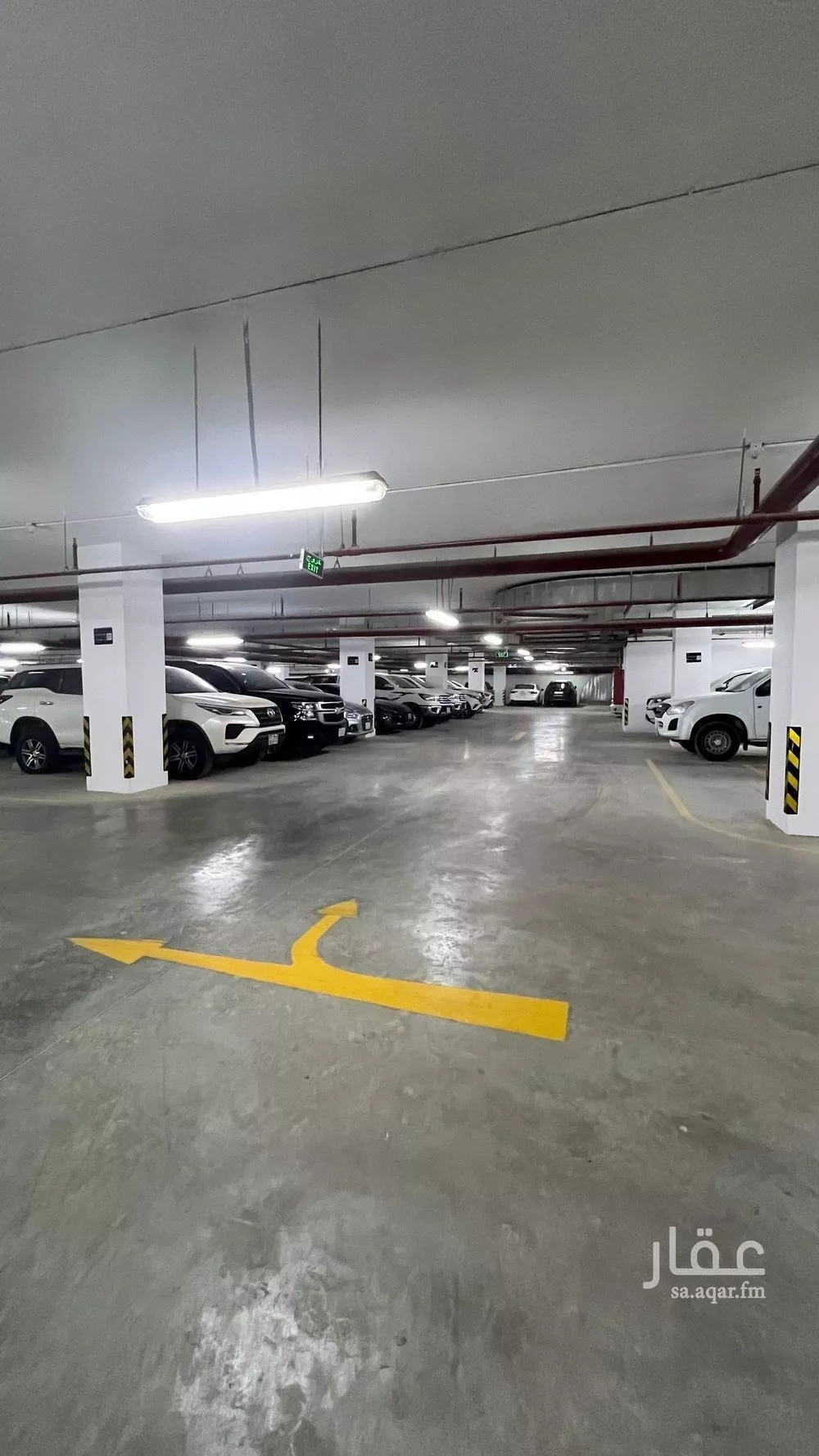 9000 sqm office in As Suwaidi 3