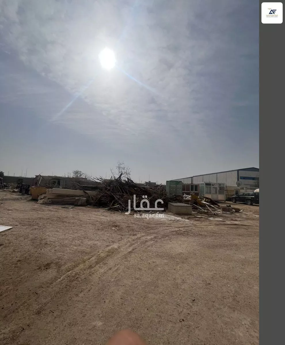 7917 sqm land in Al Manakh 5