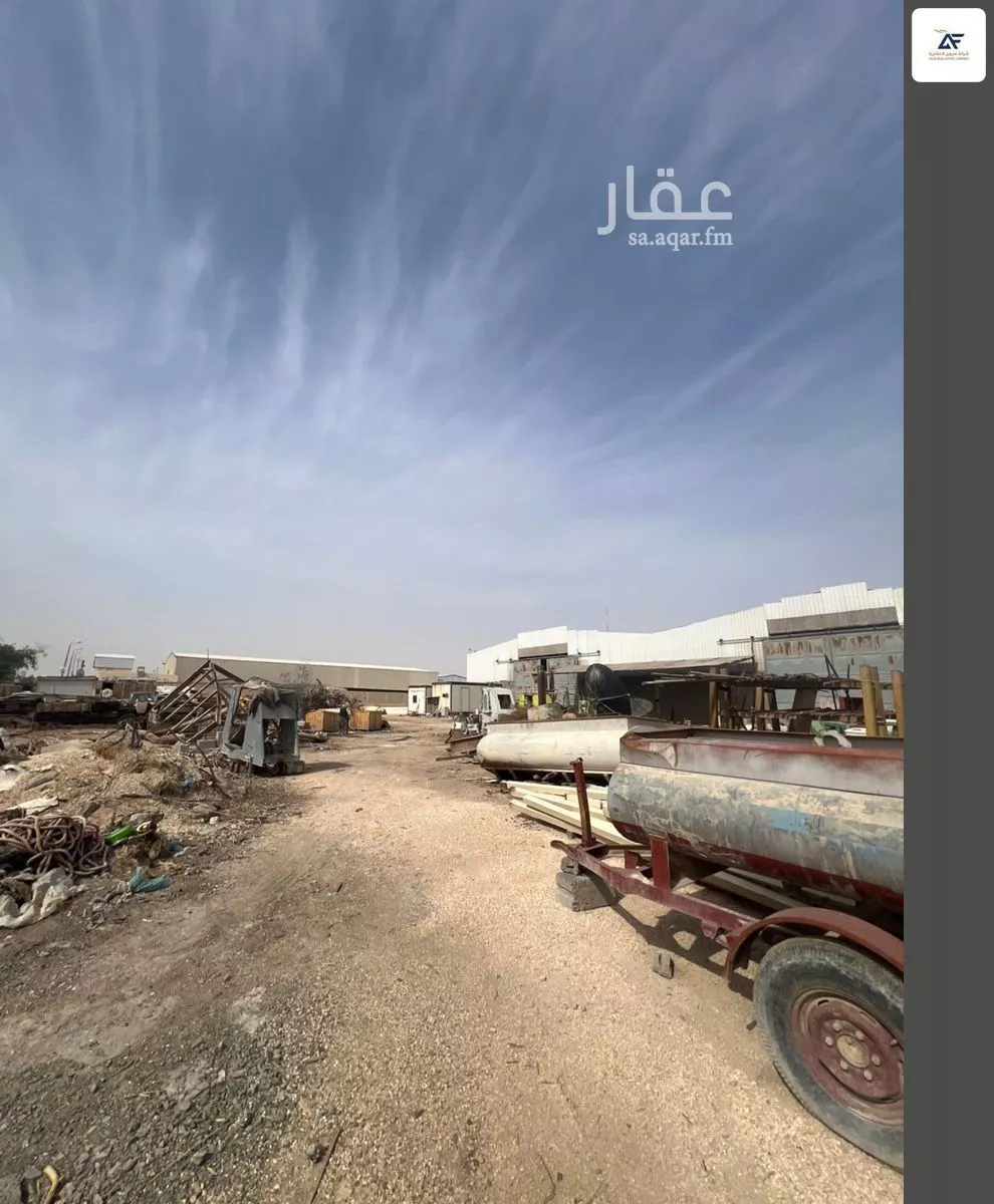 7917 sqm land in Al Manakh 7