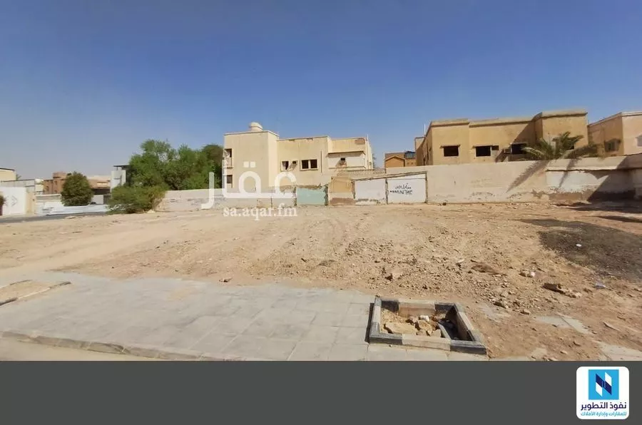 أرض 1255 م² في الملز 2