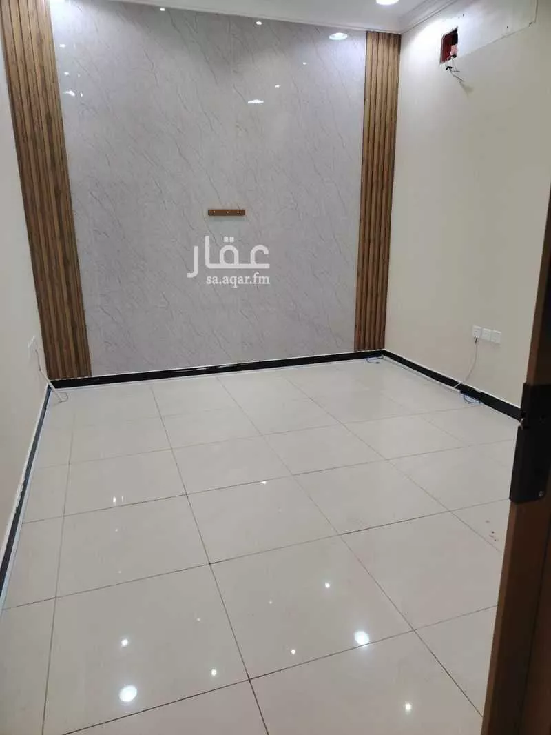 2520 sqm office in Al Aqiq 11