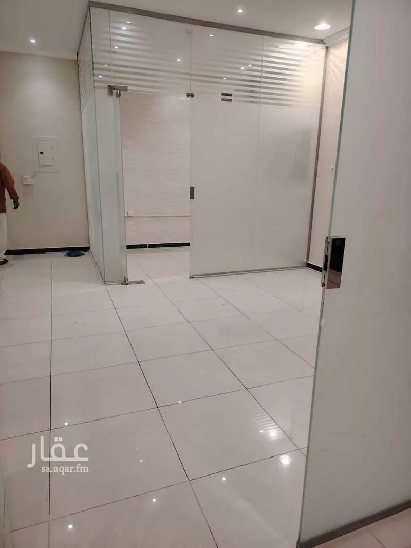 2520 sqm office in Al Aqiq 12