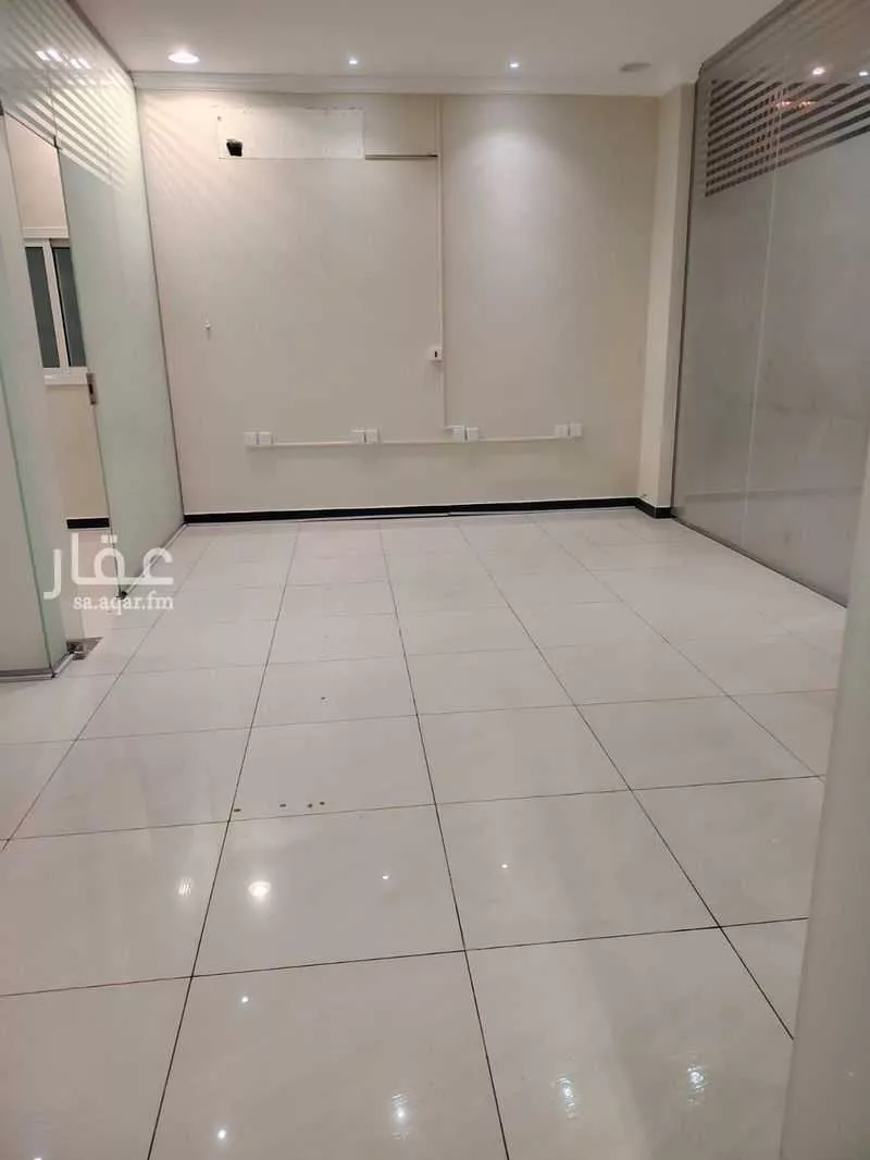 2520 sqm office in Al Aqiq 9