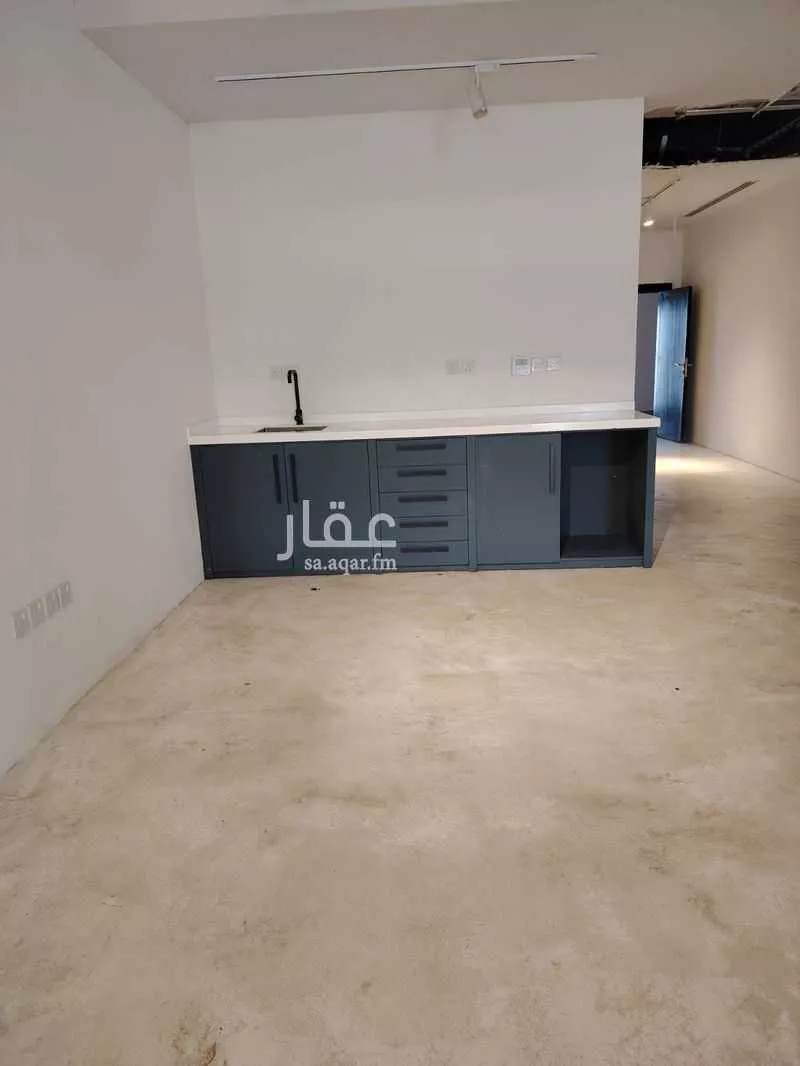 85 sqm office in Al Aridh 11